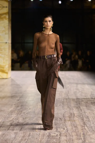 Look 36